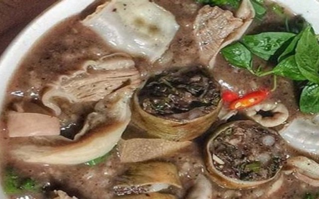 Quán Cháo Lòng Cây Si Đường Bạch Đằng