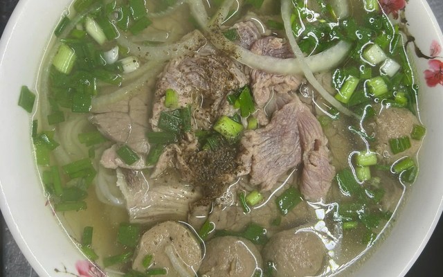 Phở Quỳnh - 68 Văn Tiến Dũng