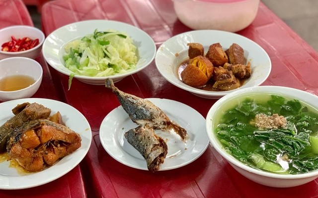 Cơm Na - 46 Nguyễn Chí Thanh