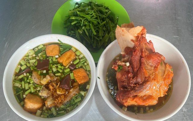 Bún Riêu Phương Nhi - Lý Văn Sâm