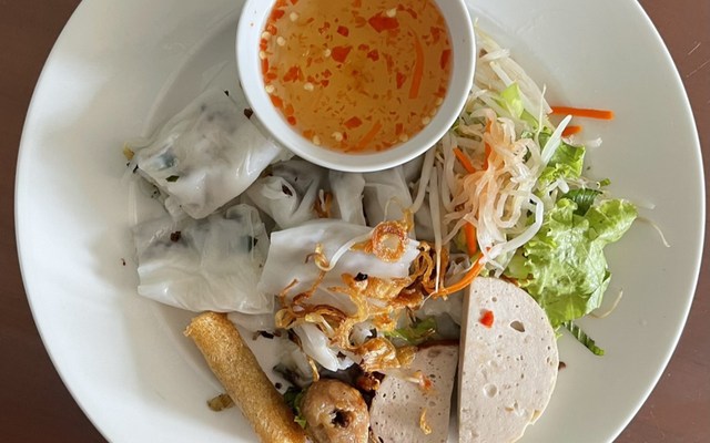Bánh Cuốn Nóng - Phạm Văn Chiêu