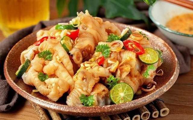 Cô Hai Chân Gà - Tré Trộn & Gân Bò