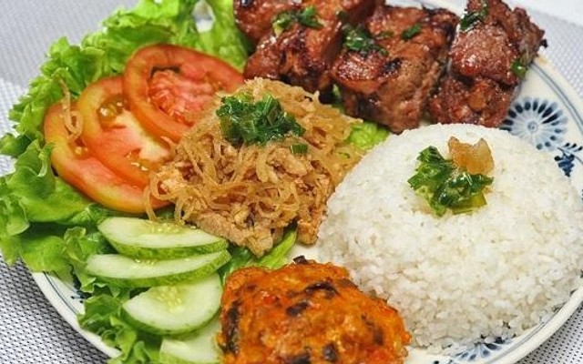 Bếp Cô Tâm - Bánh Mì, Cơm Bình Dân & Nước Giải Khát - Ngô Mây