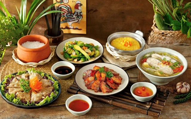 Quán Cơm Quê Hương - An Phú