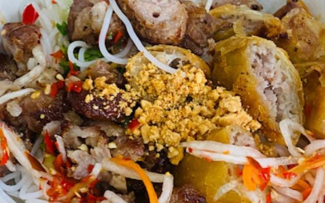 Bánh Xèo Bún Thịt Nướng Miếu Nổi