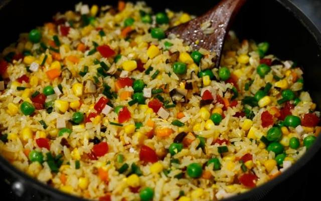 Cơm Ngon Hong Kong Quán - Bùi Quang Là