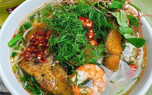 Bún Cá Tôm - 96A Trấn Vũ