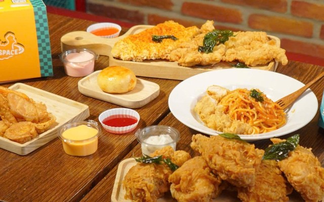 Hot Space Chicken - Gà Rán Khổng Lồ - Nguyễn Thượng Hiền