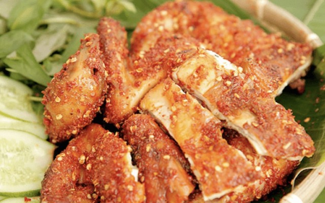 Gà Nướng Muối Ớt Sen Ký - Nguyễn Đáng