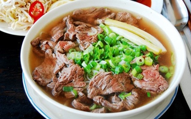 Quán Cơm Bình Dân - 313 Lê Thanh Nghị