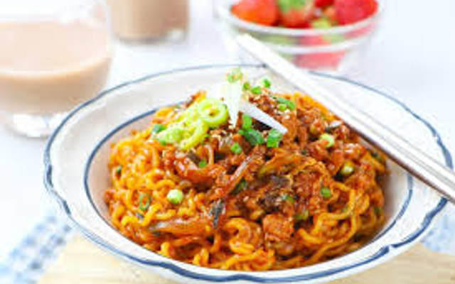 Bếp Nhà Bơ - Lẩu Mini, Đồ Nướng Trung Hoa & Đồ Ăn Vặt