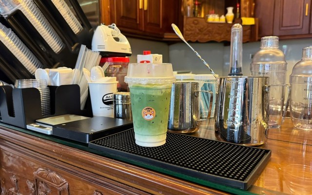 T&T Coffee Shop - 61 Tạ Mỹ Duật