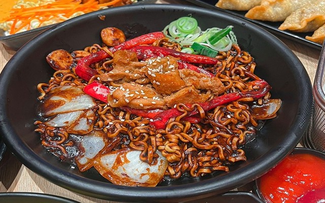 Mỳ Cay Sasin - Hùng Vương