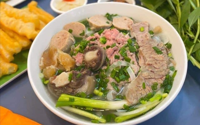 Phở Quyền Hà Nội - Nguyễn Khuyến