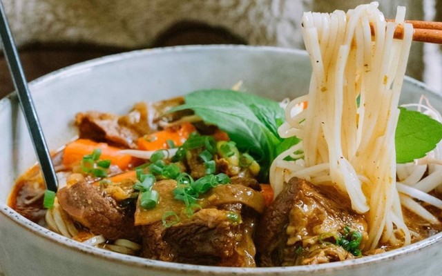 Quán Ăn Cây Bàng - 36 Nguyễn Sinh Cung