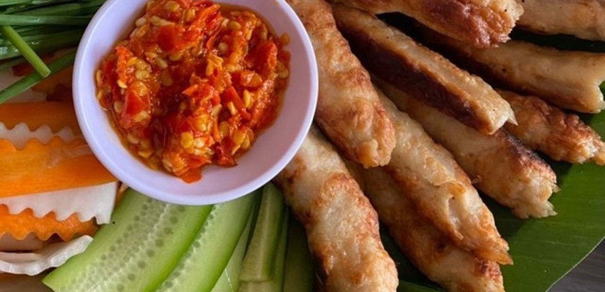 Nem Nướng Nhật Quỳnh - Mì Quảng, Bún Riêu & Nem Nướng