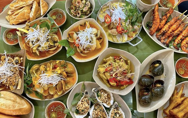 Ốc Bụp - 36 Lê Văn Thủ