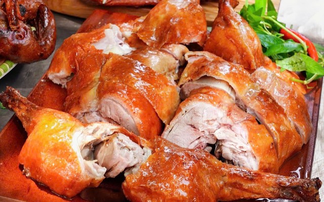 Vịt Quay Da Giòn Thuận Phát