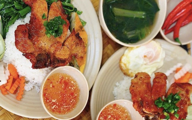 Cơm Tấm Nhà Phệ - 06 Trương Định