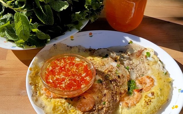 Bánh Ép Hoàng Thị