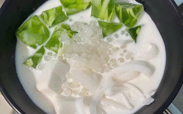 Tiệm Chè Vy Vy - Đặc Sản Chè Dừa Dầm