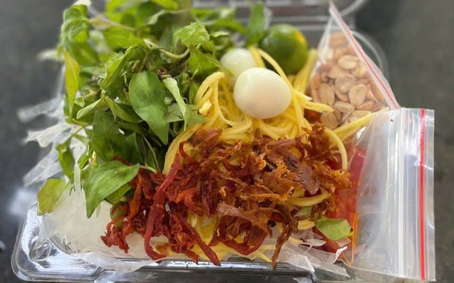 Tiệm Ăn Vặt Bếp Nhà Na - 43 Đoàn Văn Cừ