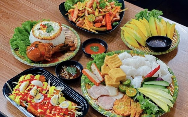 Gánh - Bún Đậu - Mỳ Cay & Mẹt Chè Thái