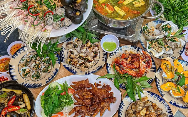 Ốc Phố Cô Hạnh