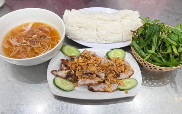 Phở Xá Xíu Chấm - Trà Hoa Quả