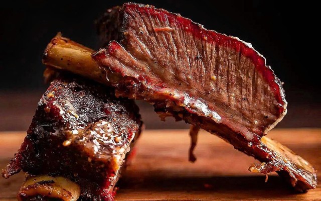 King Smoky BBQ - Meat & Beer