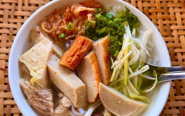 Bánh Canh Thu