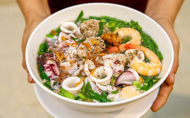 Hủ Tiếu Mực Nhi - Ung Văn Khiêm