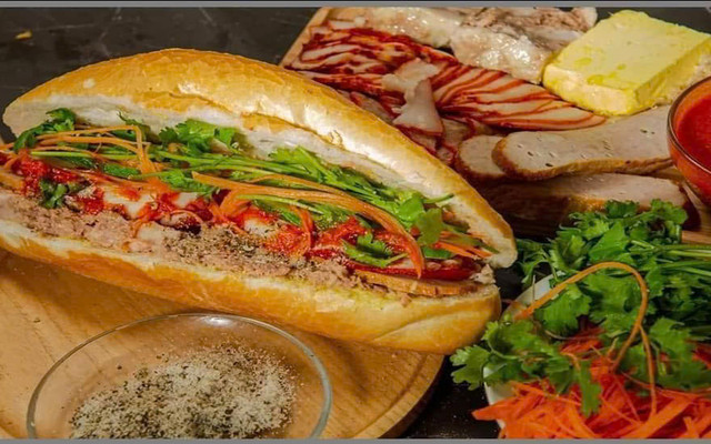 Bánh Mì Tuấn Mập - Ngô Quyền
