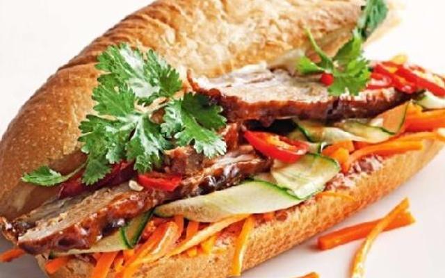 Bánh Mì Hoàng - Nguyễn Chí Thanh