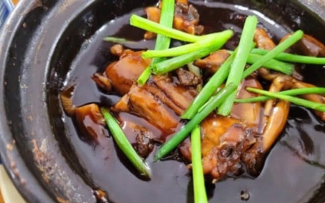 Ếch Ngồi Đáy Thố 88