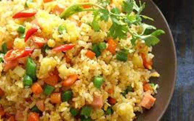 Cơm Chiên & Mì Xào - Cậu Út