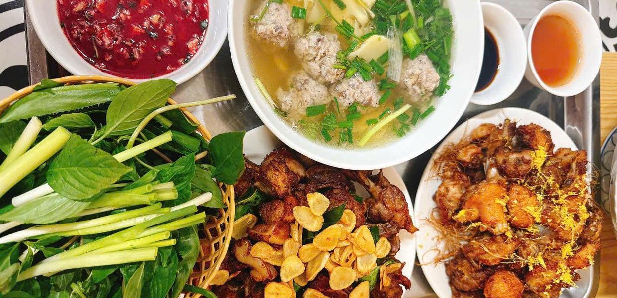 Ngan Cô Loan - 23 Cửu Việt