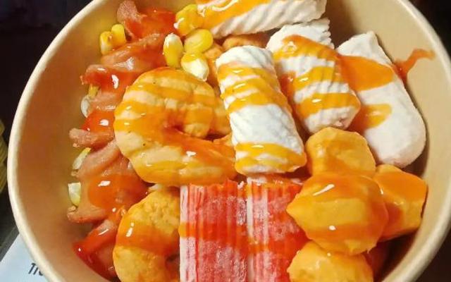 Tứ Tỷ - Mì Trộn Indomi, Ăn Vặt & Nước Ép