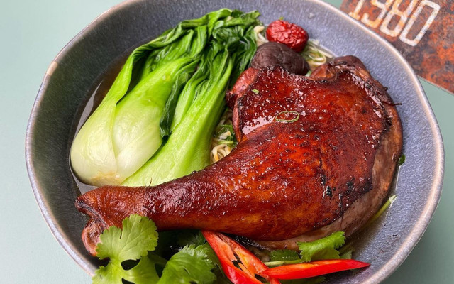 Mì Vịt Tiềm Góc Công Viên