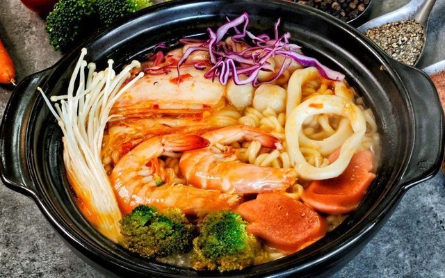 Mì Cay 7 Cấp Độ Chị Trang - Lê Đại Hành