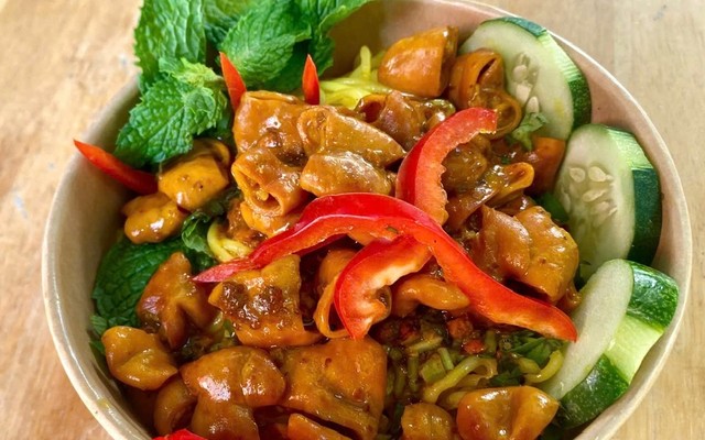 Bún Lòng Xào Nghệ TÂM - 133 Phạm Tứ