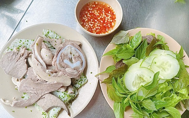 Cháo Lòng & Bánh Hỏi Hai Đủ