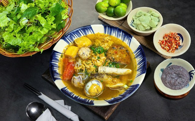 Bún Riêu Ngon CS 68 - 241 Phan Huy Ích