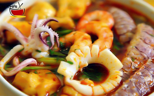Quỳnh Chi - Bún Riêu Hải Sản & Bún Chả - 211 Bùi Xương Trạch