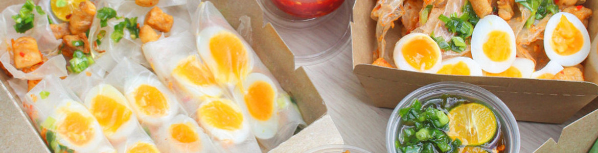 Quyên Tây Ninh - Bánh Tráng Phơi Sương Trộn Mỡ Hành Tóp Mỡ