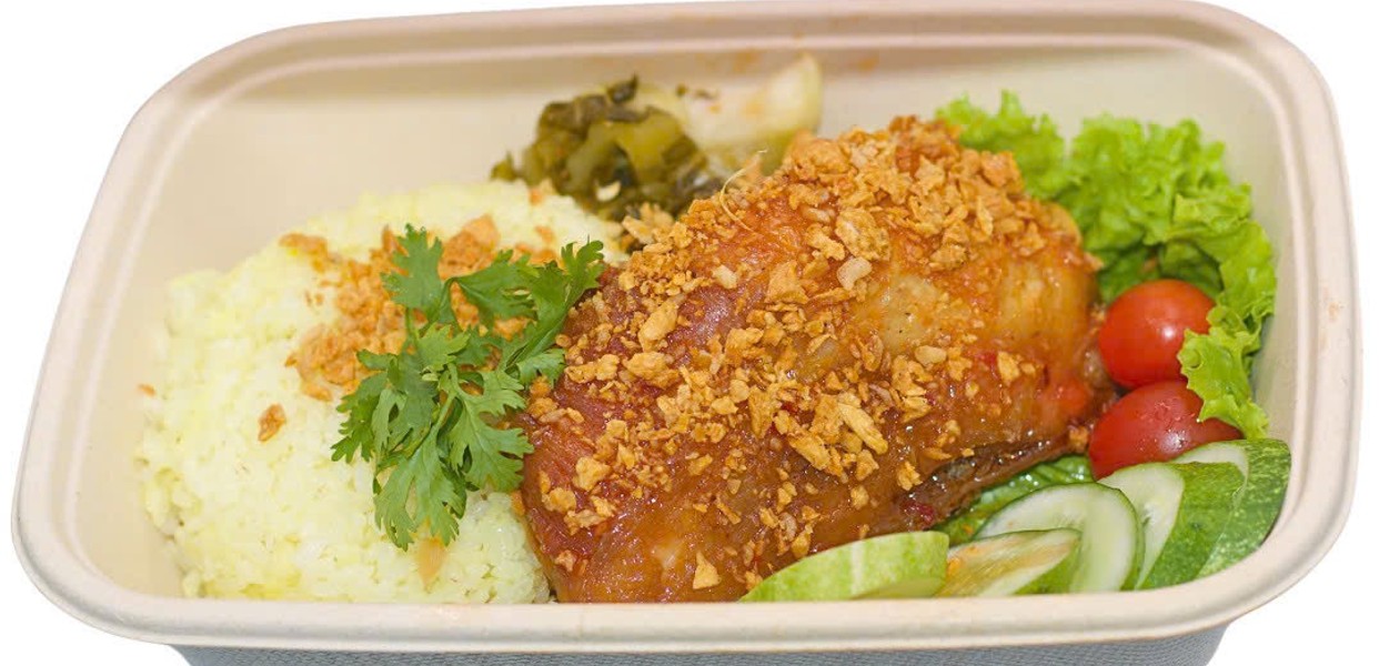 Cơm Gà Xối Mỡ Cô Sáu - Nguyễn Thái Học