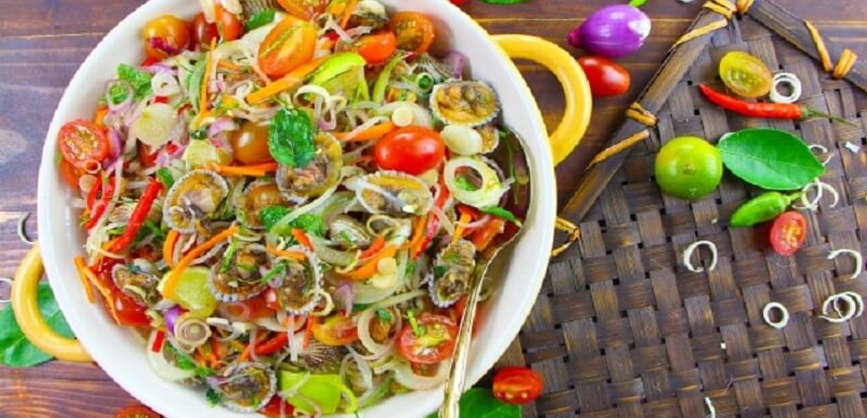 Gỏi Đu Đủ Tùng Cheng - Nguyễn Huy Tưởng