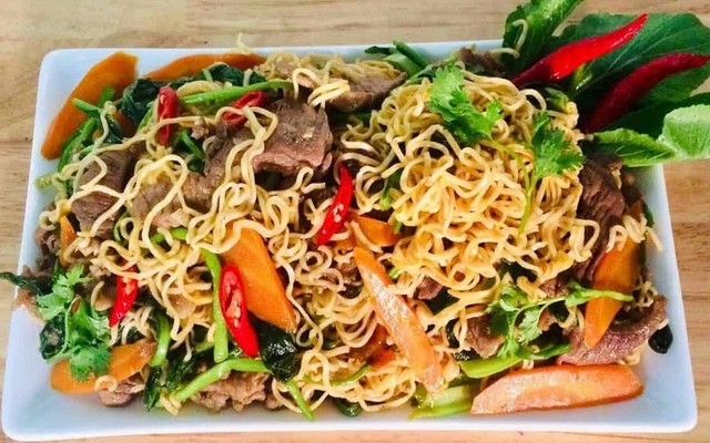 Quán Phương Đông 53 - Mì Xào Bò, Nui Xào Bò & Bột Chiên