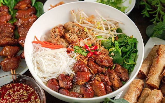 Quán Phương - Bún Thịt Nướng Heo Sạch & Bún Mắm Nêm - 23 Nguyễn Phong Sắc