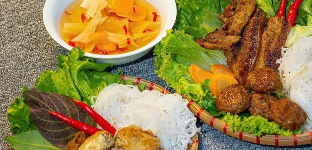 Nem Ngon Quán - Minh Khai
